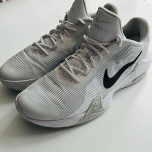 Nike Air Max Impact 4 White Black Pure Platinum Basketball Trainers Mens 12.5